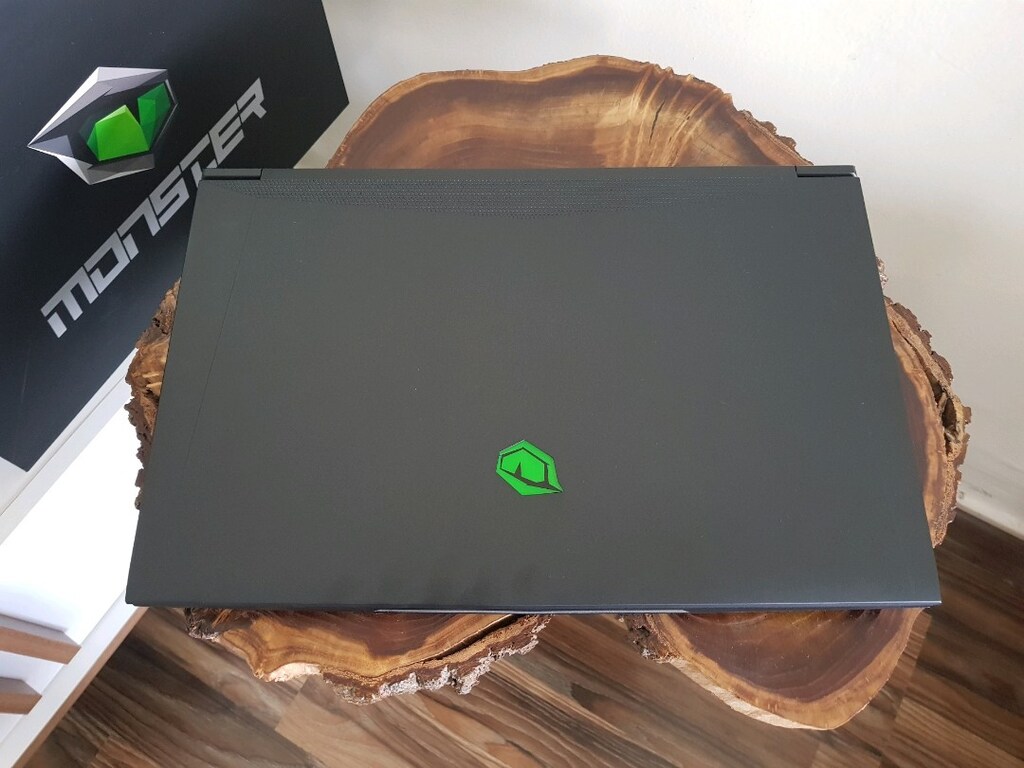 Monster Tulpar T7 i7-12700H 20 CPU RTX 4060 E.K 32 GB RAM 1 TB SSD 17" - 9