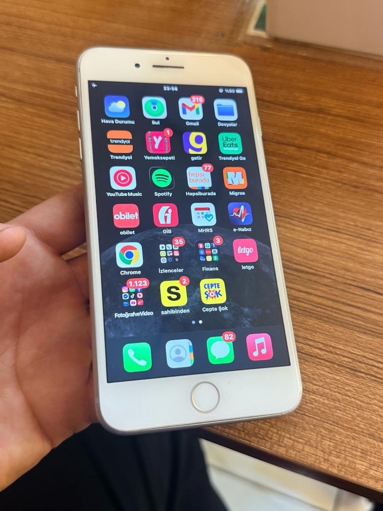 İphone 8 Plus 128 GB - 4