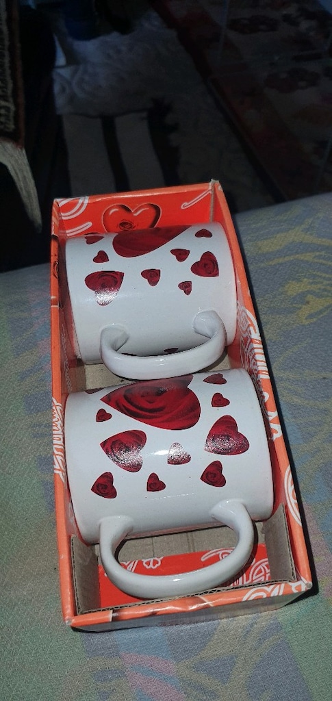 çelik termos 2.5lt ,2 adet kupa bardak - 8