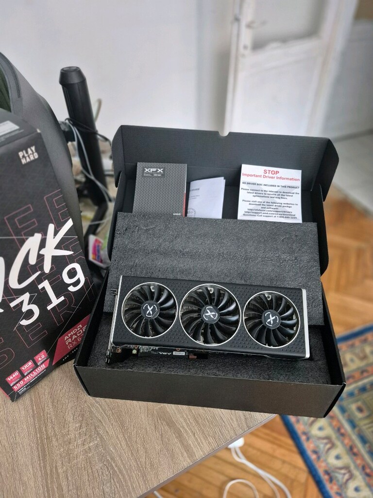 Xfx Quick 319 Rx6700xt - 3