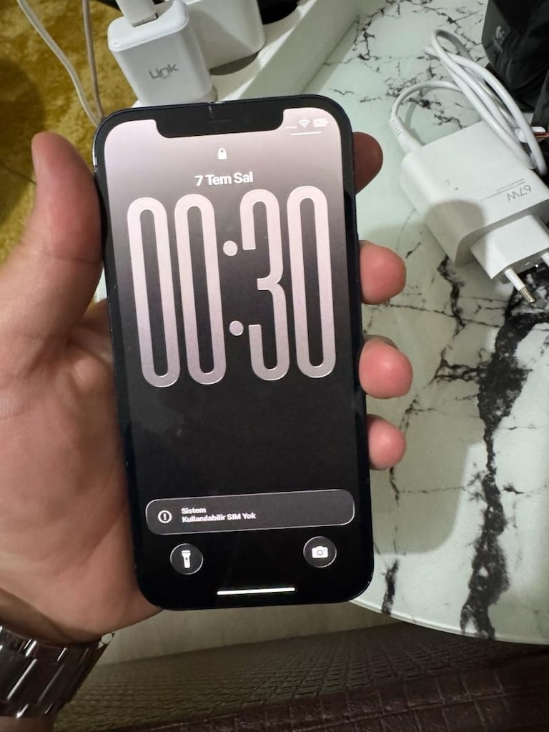 TEMİZ İPHONE 12 128gb