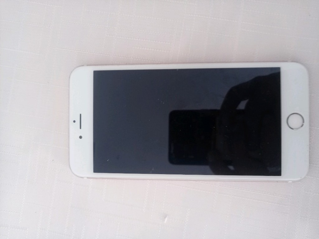 iPhone s - 2