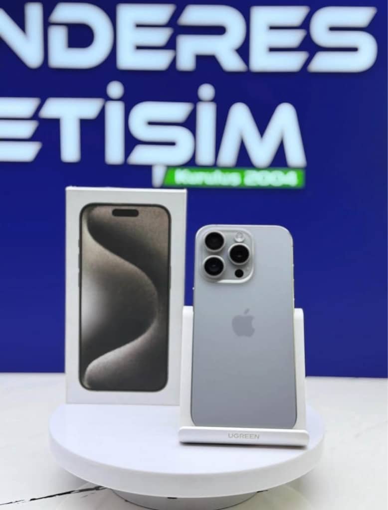 İPhone 15 Pro 256 GB - 2