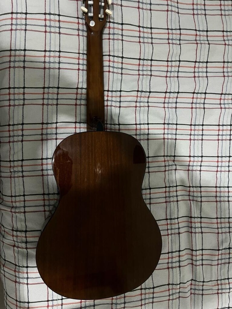 AKUSTİK GİTAR - 4