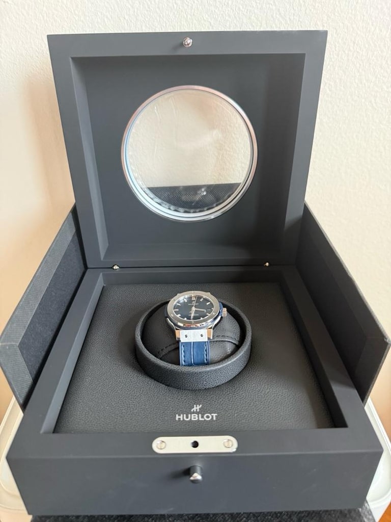 HUBLOT SAAT - 2