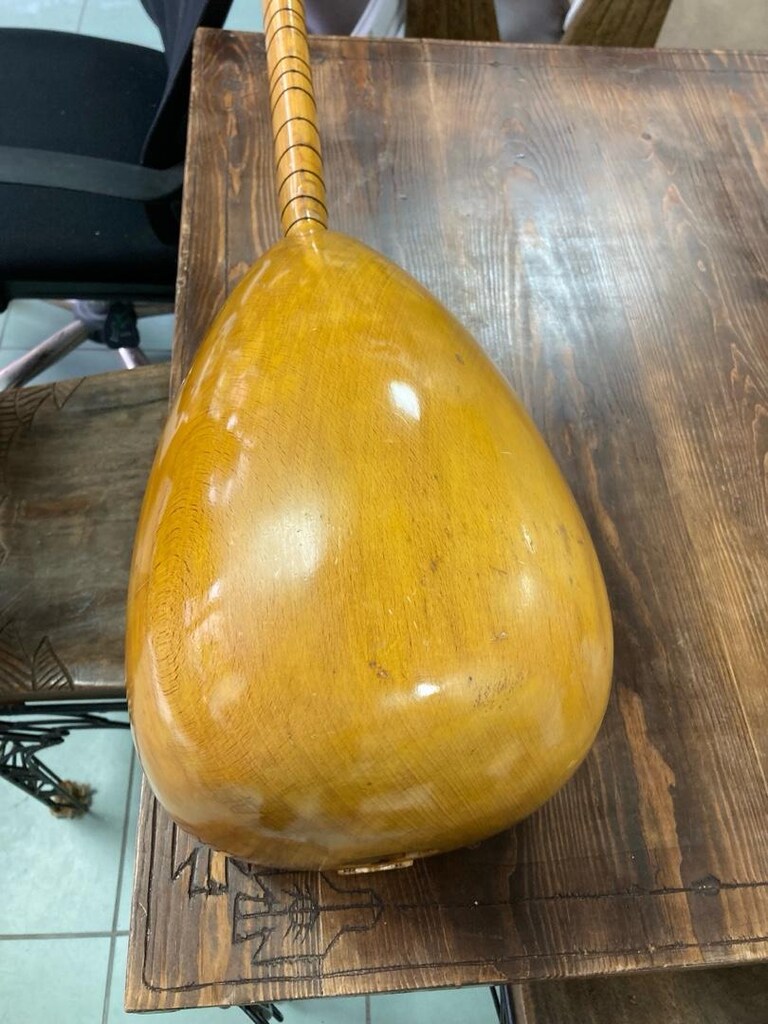 TERTEMİZ DURUMDA KISA BAĞLAMA - 4