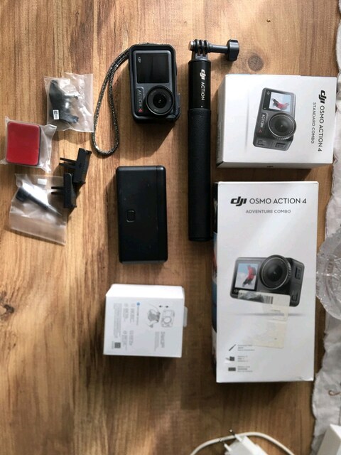 DJI Aksiyon Kamerası OSMO Action 4 COMBO SET