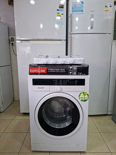 ŞİŞLİ SPOTTAN GARANTİLİ çok temiz 8 kg çamaşır makinesi