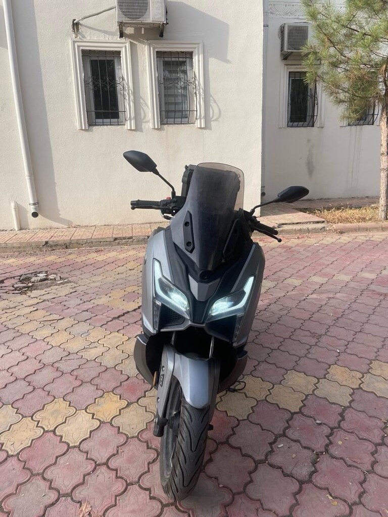 125 cc voge sr1