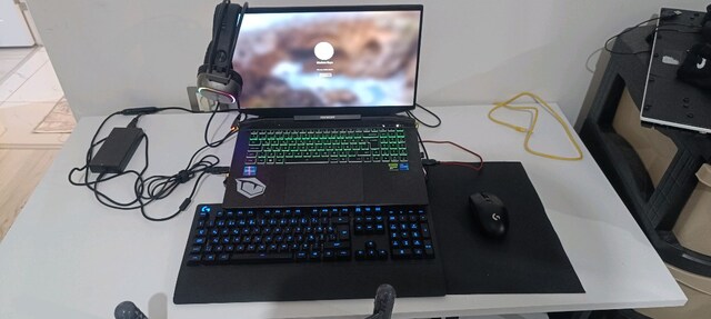 Monster abra A7 V14.4 i5- 16gb 1tb Ssd 3050Rtx Rampage oyun konsolu