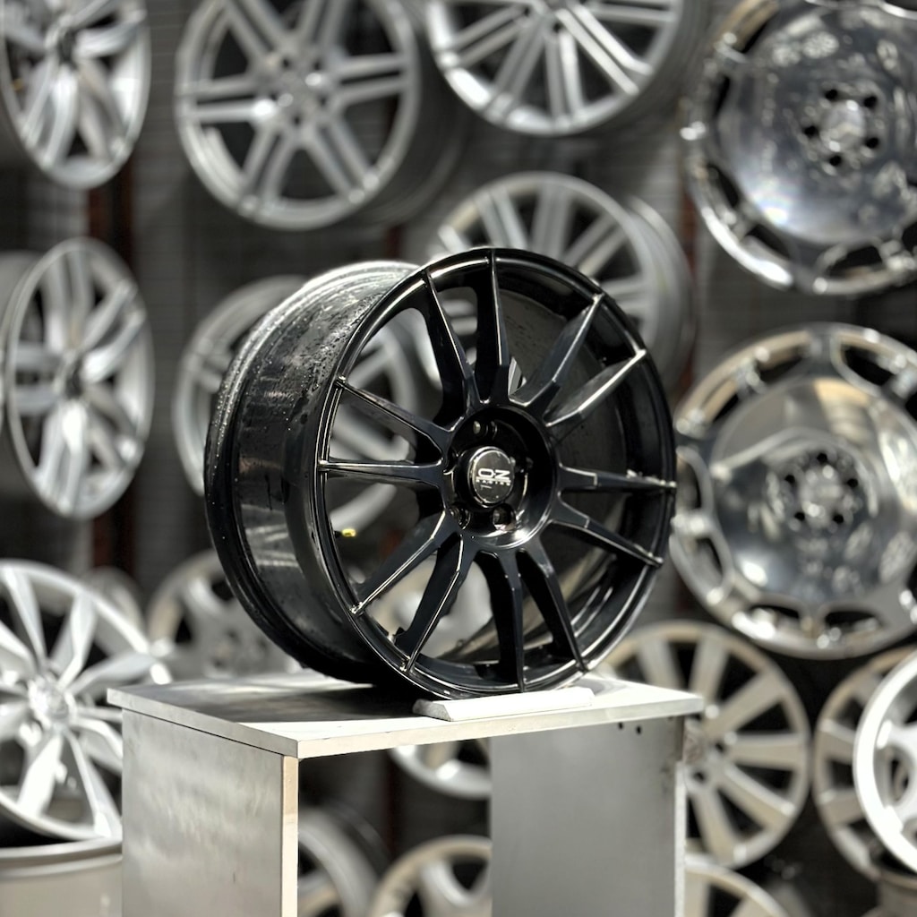 18'' 5X108 OZ Racing Ultraleggera Jant Takımı 2. El - 2