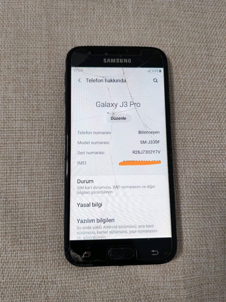 Samsung J3 Pro 16gb camda çatlak var kullanıma engel yok son1000tl - 3