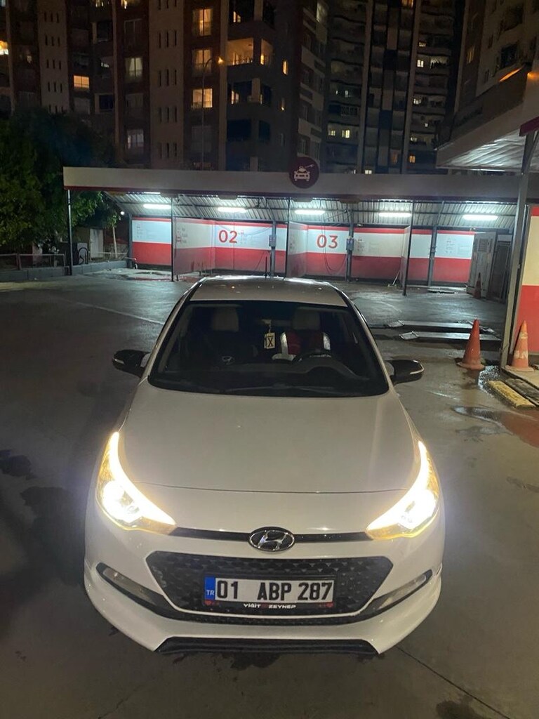 Hyundai i 20 stayla 2016 model 1.2 - 17