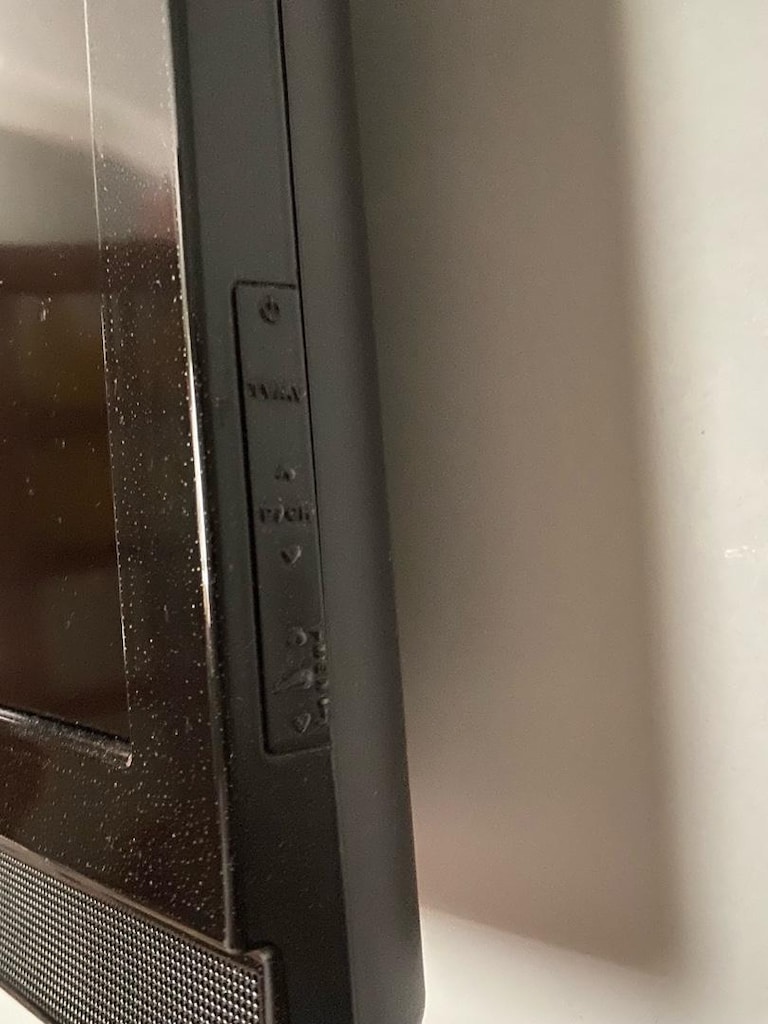 VESTEL 32” LCD TV + ORİJİNAL KUMANDA - 2