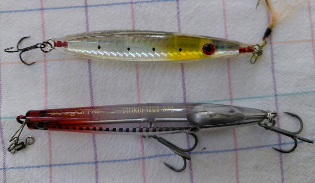 iki adet rapala, maket yem - 5