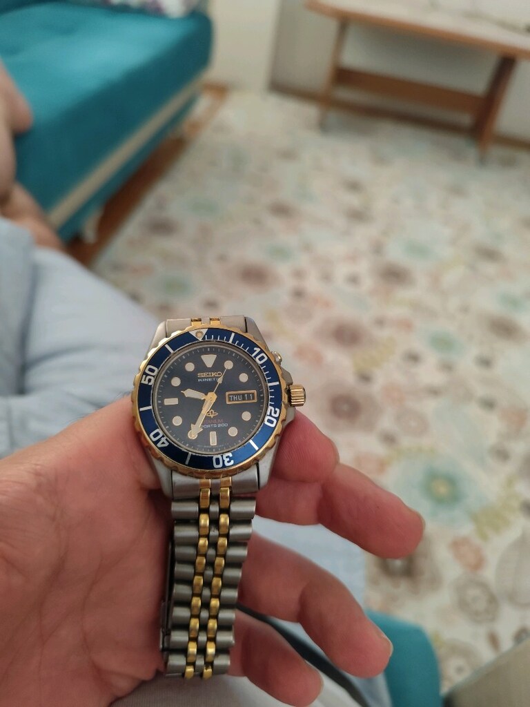 Seiko Kinetic Titanium Sports 200 Erkek Kol Saati