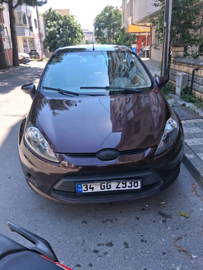 sahibinden ağır hasarsız fiesta - 4
