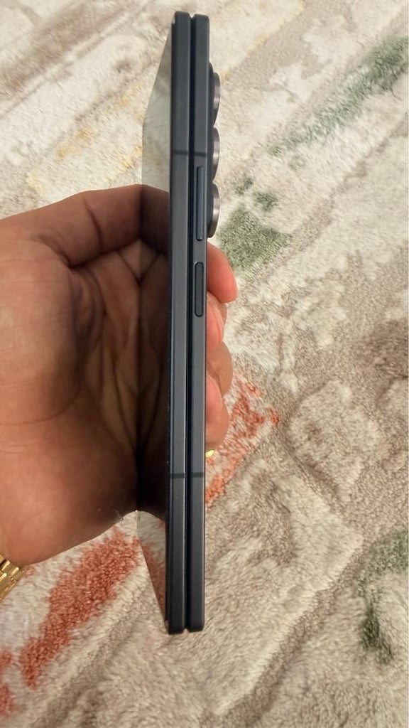 perşembeye kadar bu fiyat geçerli Z fold 7 1TB Türkiye cihaz garantili - 9