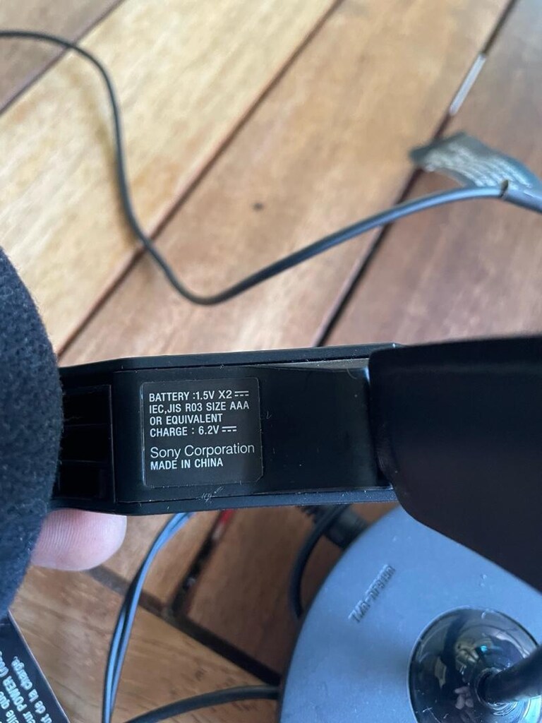 Sony MDR-RF811R wireless stereo headphones - 2