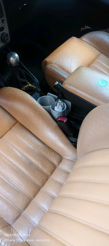 Alfa Romeo 147 özel tasarım bardaklık - 3