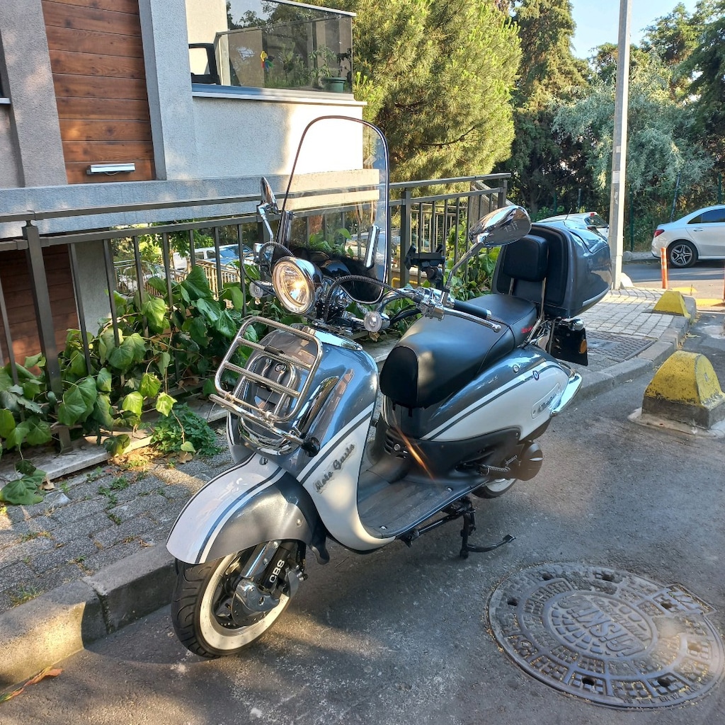 RMG Moto Gusto Clasico