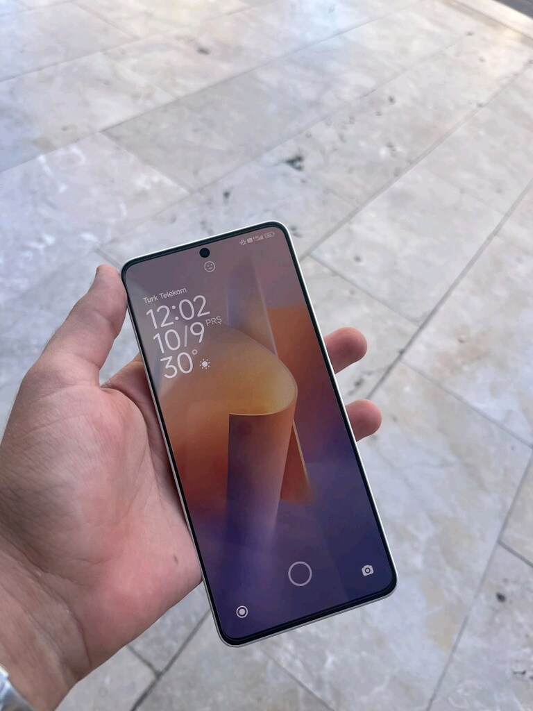 SAHİBİNDEN TEMİZ NOTE 13 PRO 5G - 2