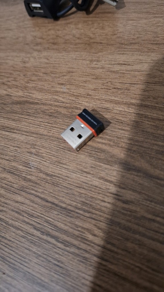 Logitech Orijinal Nano USB Alıcı (Model: M/N C-U0003)
