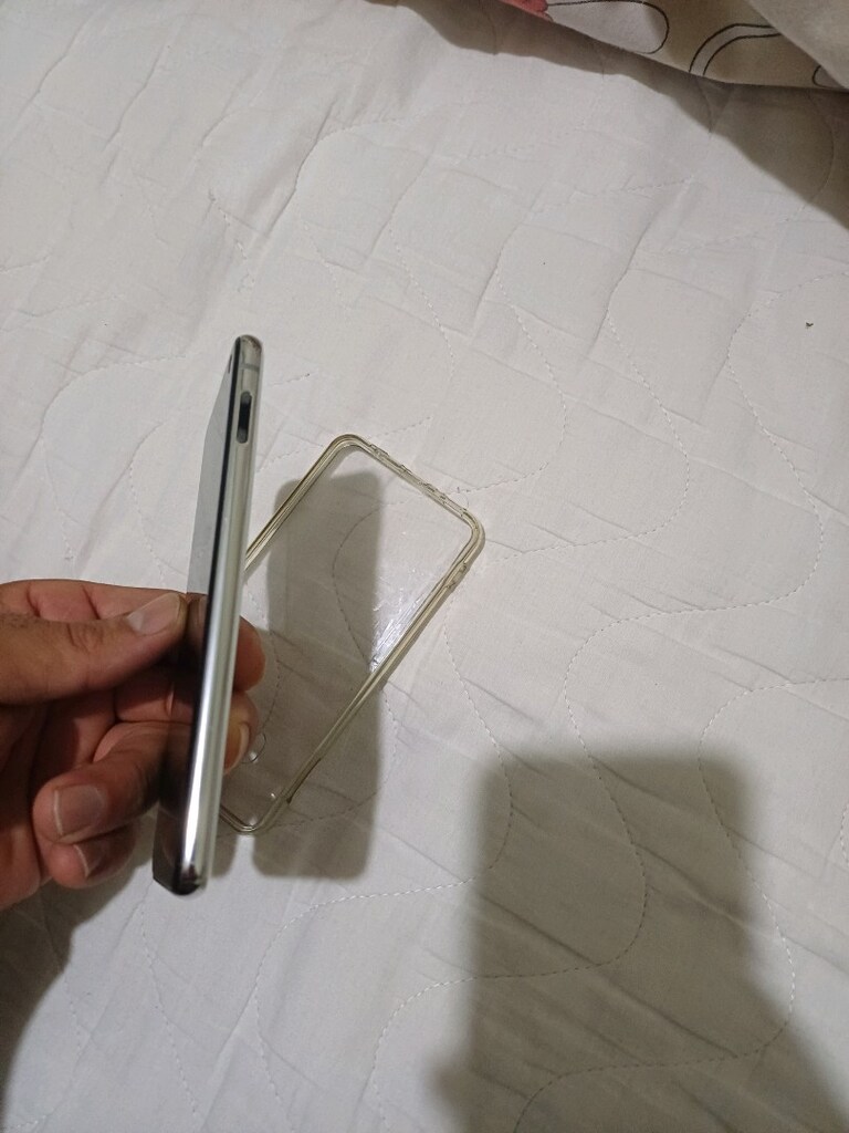 Samsung s10e - 3