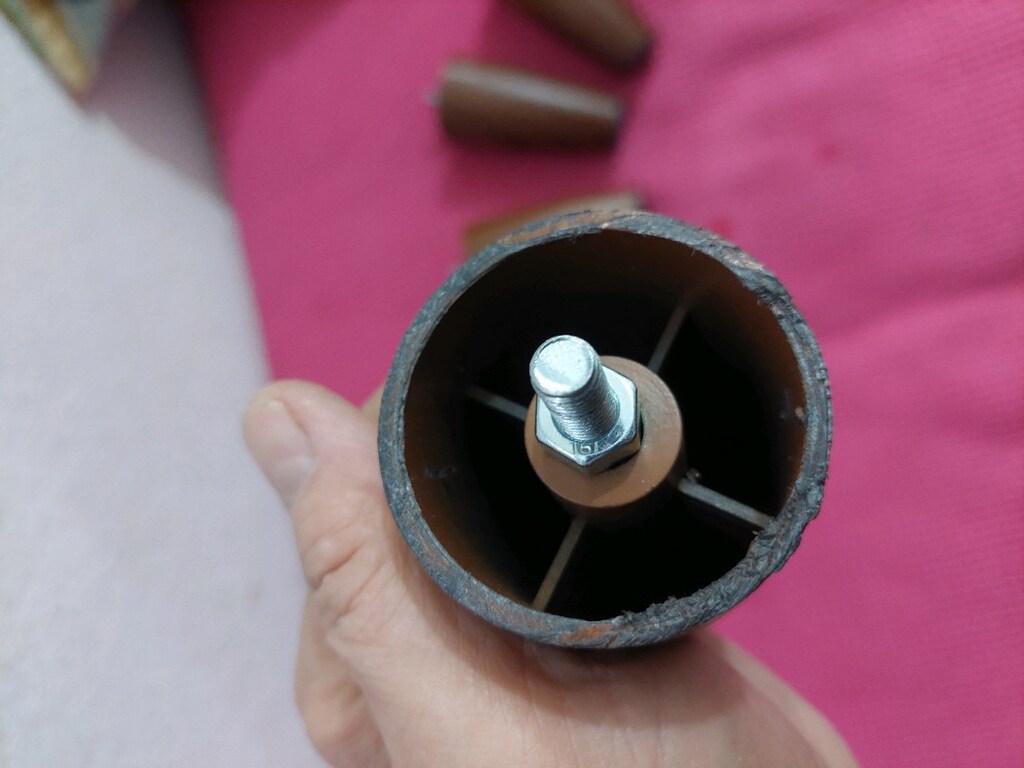 Koltuk ayağı sehpa ayağı. 11 cm. Ahşap görünümlü plastik. Adet fiyatı. - 3
