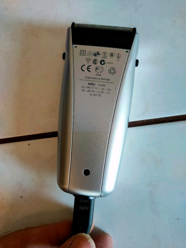 Braun 3615 . tıraş makinesi Hem şarjlı (kablosuz) hem de kablolu olara - 7