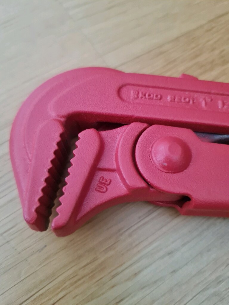 Boru anahtarı döküm 1 inç profesyonel. Yeni i.chrom-van 4,0 mm - 3