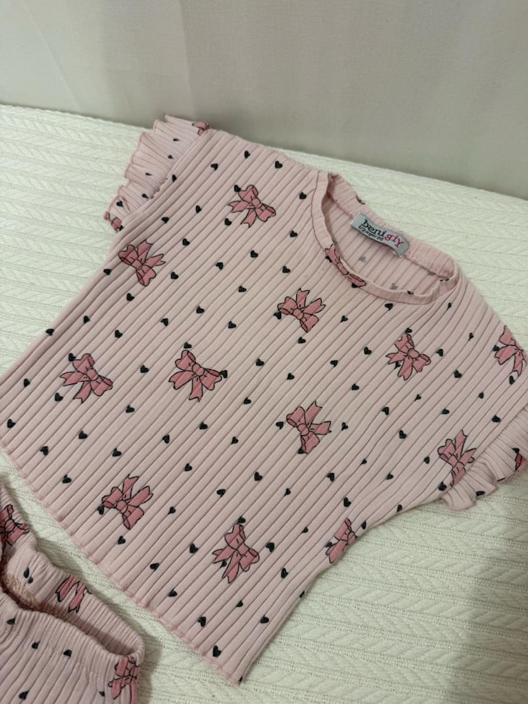 fiyonk desenli ikili takım şort ve tişört - 2