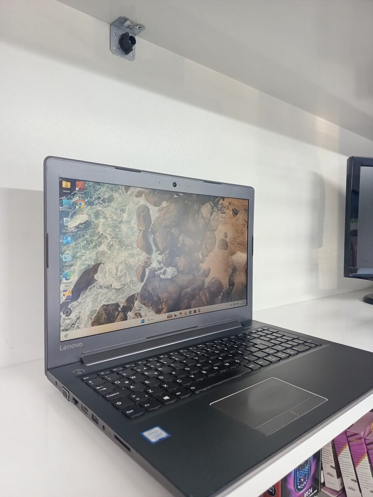 LENOVO İ5 7200U İŞLEMCİ + 2GB HARİCİ EKRAN KARTI + 8GB DDR4 RAM - 7