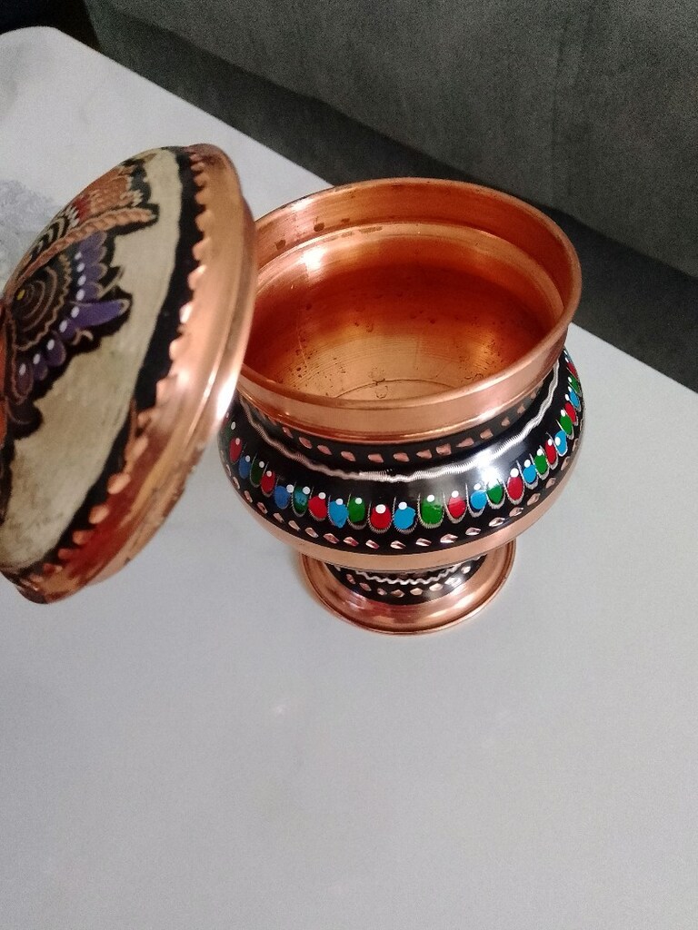 bakır süsler ikisinin fiyatı 2.500 - 2