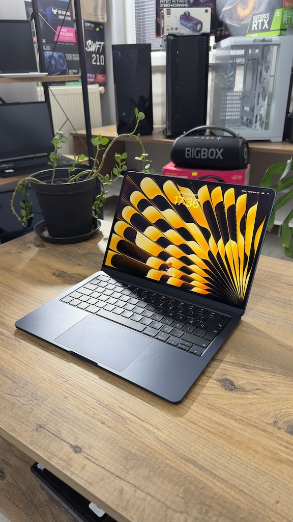 PİL DEVRİ: 2 | MACBOOK AIR M2 | 13 INCH - GECE YARISI | KUSURSUZ - 10