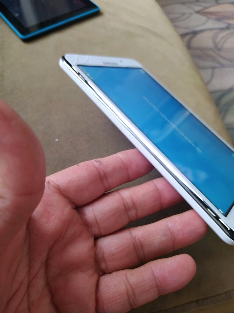 Samsung T230 - 8