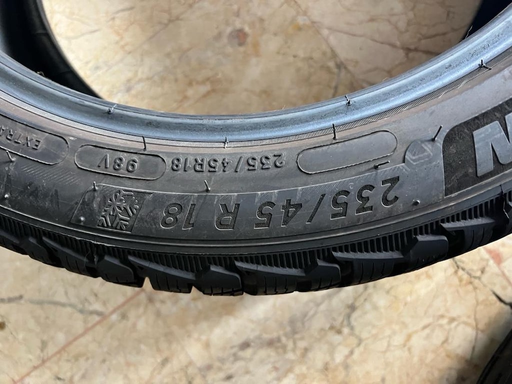 MICHELIN PİLOT ALPIN 235/45/18R vakumlu takım lastik - 3