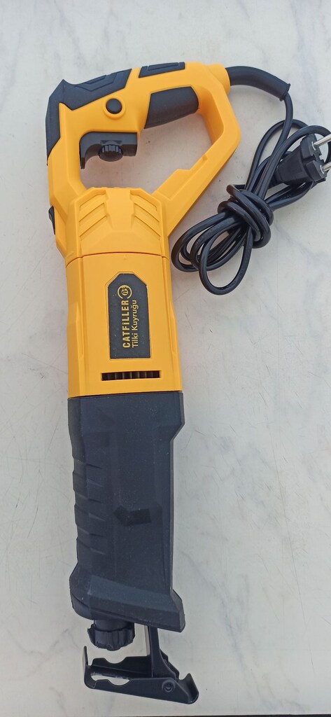 TİLKİ KUYRUĞU TESTERE - 2600 WATT - KARGO SATICIYA AİT - 3