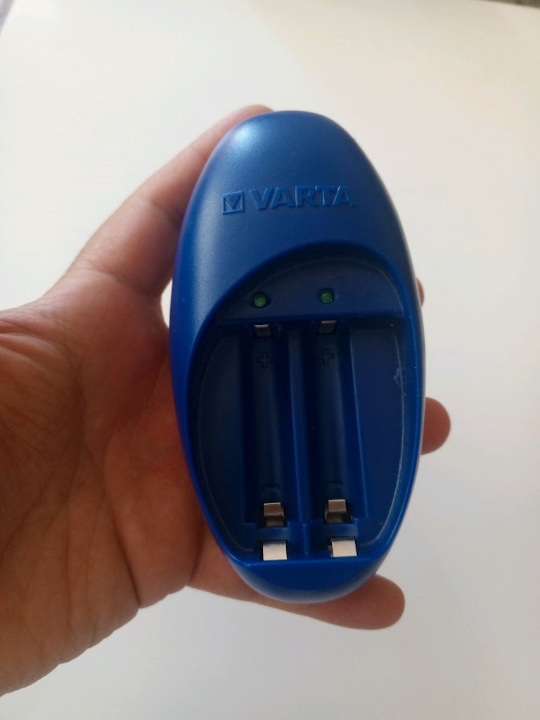 Varta pil şarj cihazı - 2