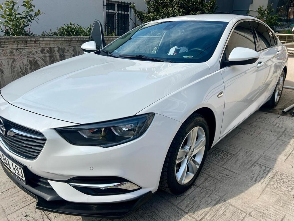 Opel insignia grandsport 2020 model 1.6 cdti - 3