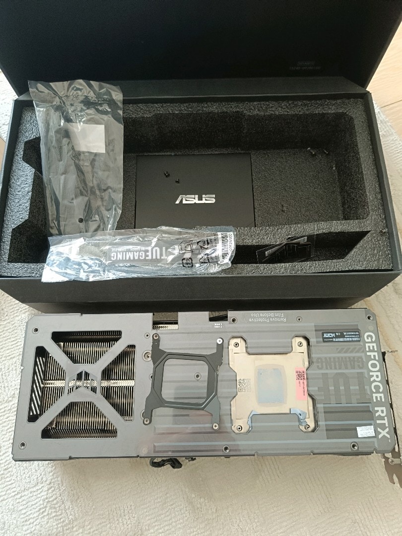 ASUS TUF GAMING RTX 5090 orijinal set (GPU KART YOK) soğutucu blok - 3
