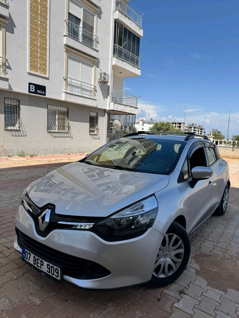 2015 Clio ST - 2