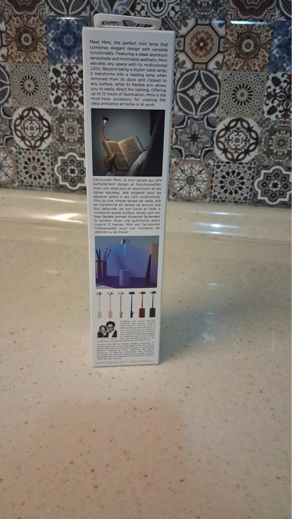 masa ve kitap lambası - 8