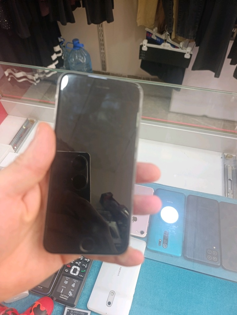 iPhone 6S 32GB - 2