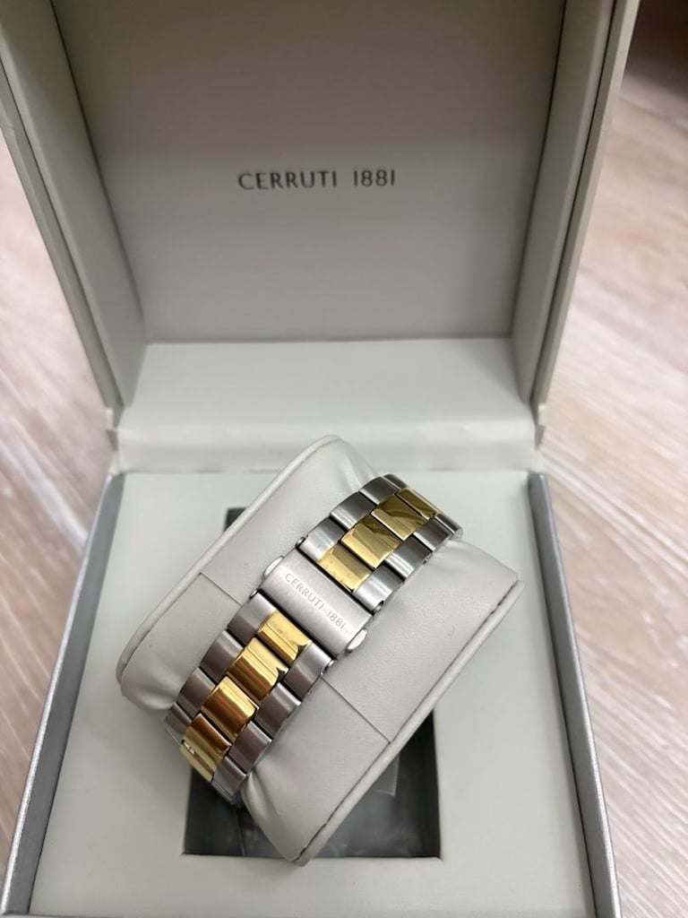 orijinal cerutti 1881 1 kes takıldı - 2