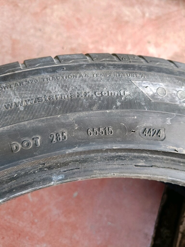 225 55 18 STARMAXX... - 3