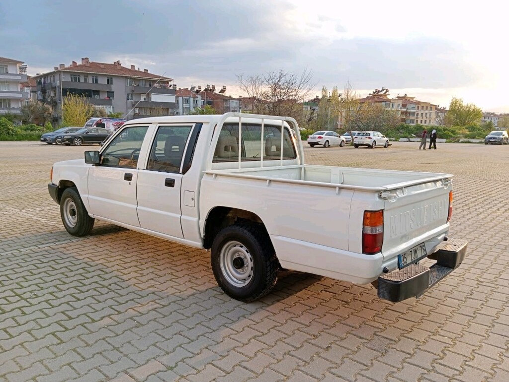 mıtsubishi l200 komple boyalı orjinal değişensiz.. - 12
