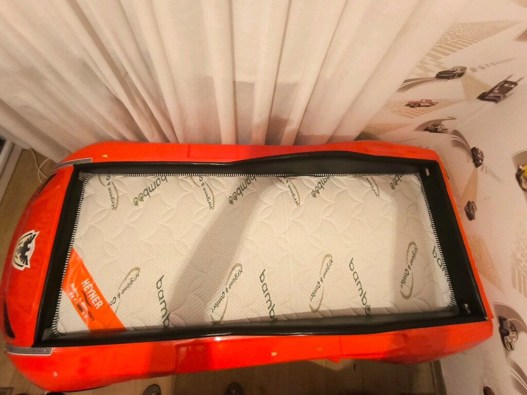 ışıklı ve müzikli arabalı yatak - 5