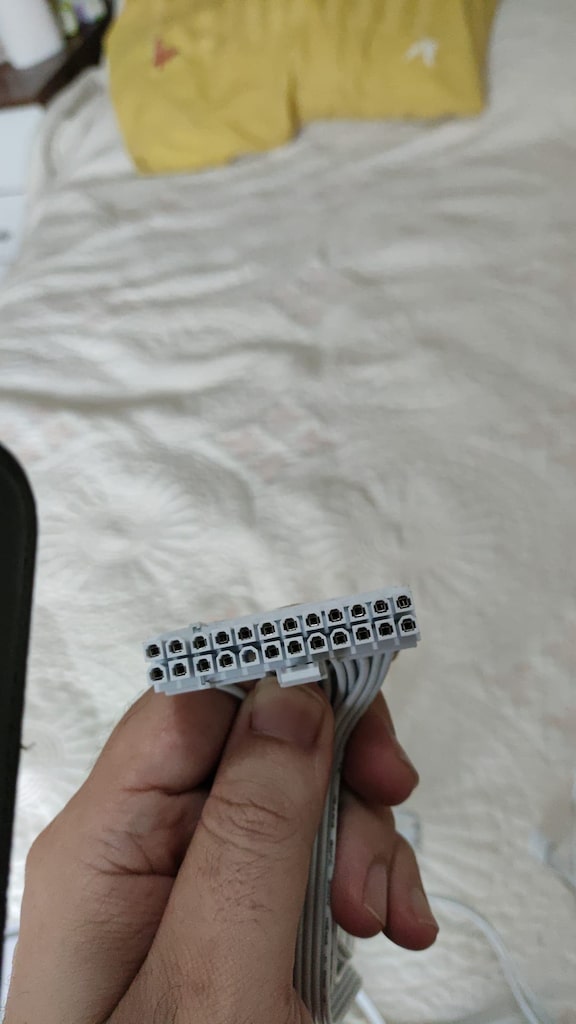 Frisby 650W 80 Plus Beyaz Güç Kaynağı (PSU) - 5