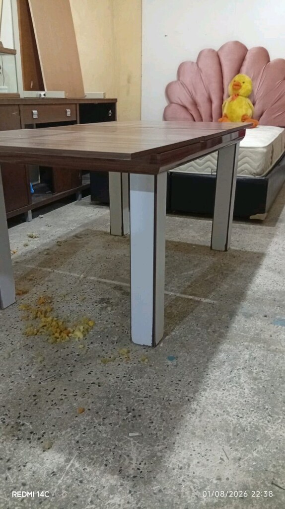 yemek masası 6 kişilik açılıyor 8 kişilik temiz ve kullanışlı Ümraniye - 7